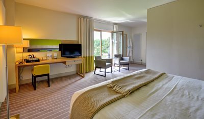 Our most spacious rooms providing space to relax and get ready for dinner